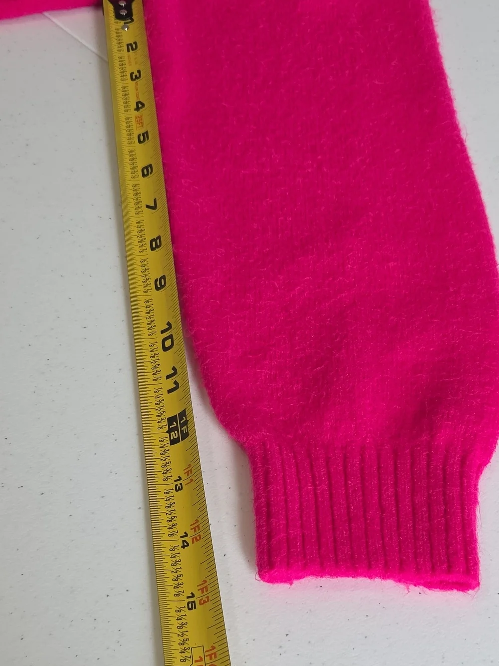 Vince Camuto bright neck